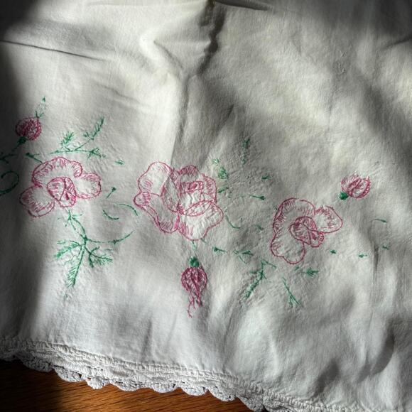 Vintage Handmade Embroidered Pink Flower Single Pillow Case Crochet Hem - Picture 3 of 5